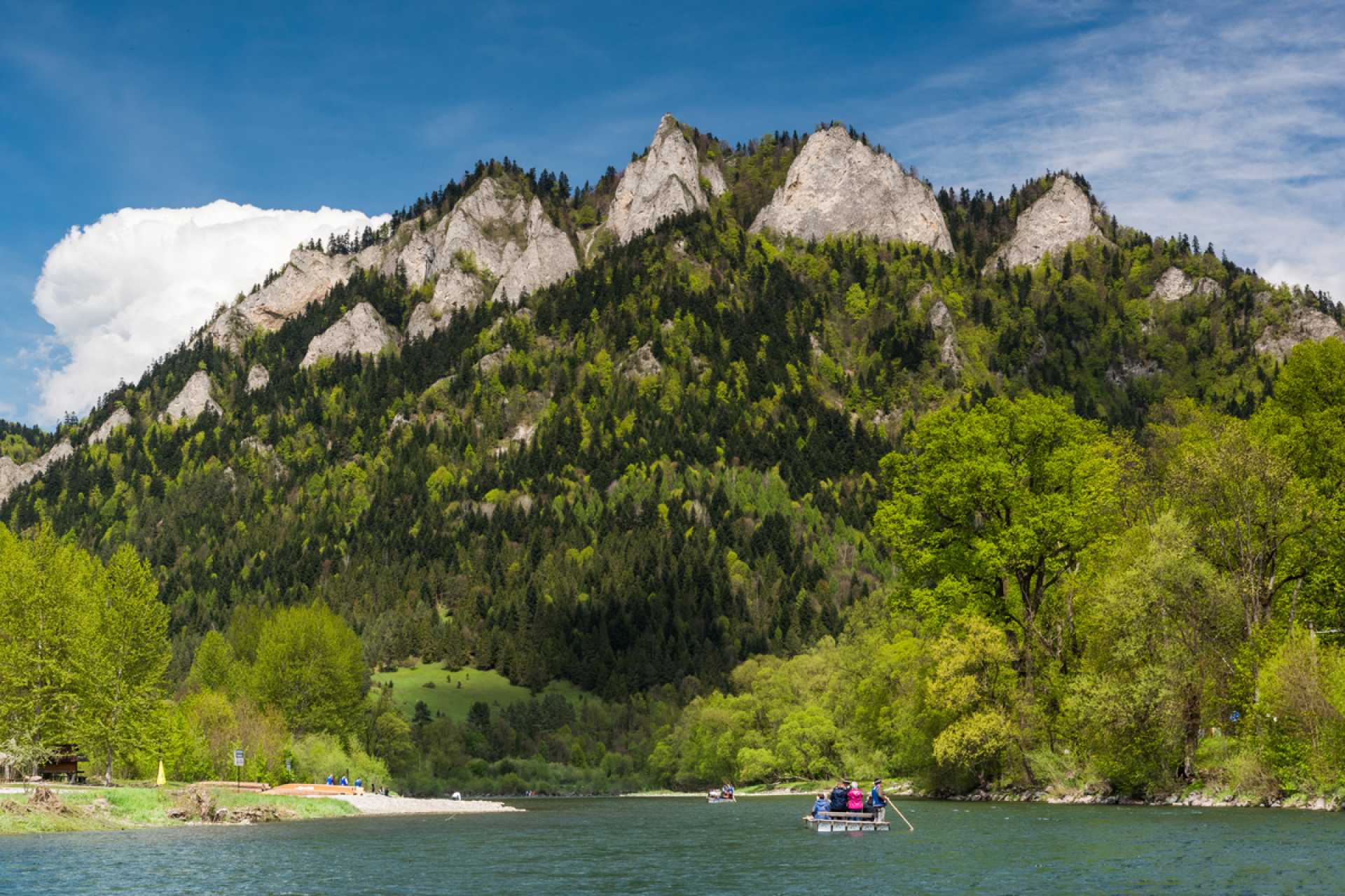 Widok na Trzy Korony ze spływem na Dunajcu